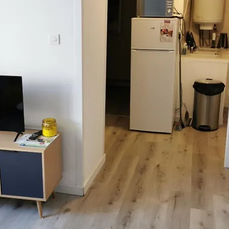 Au Coeur De La Apartment