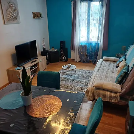 Au Coeur De La Apartment Cours (Rhone)